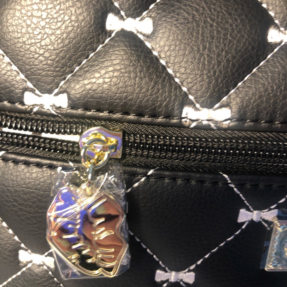 Betsey Johnson Faux Leather Bow Backpack - Picture 4 of 7